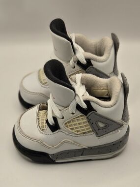 AIR JORDANS 4 Retro White Cement 2016 Toddler 2C 308500-104 Nike Baby Shoes.